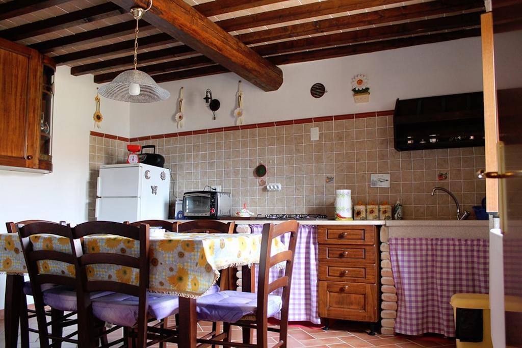 מונטורדי מריטימו Casa Vacanze In Borgo מראה חיצוני תמונה
